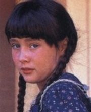 Una giovanissima Shannen Doherty nella serie tv 'La casa nella prateria'.