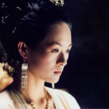 La bella Zhang Ziyi in una scena del film The Banquet