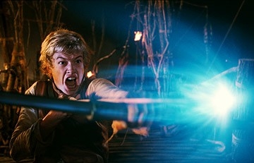 Edward Speleers in una sequenza di Eragon