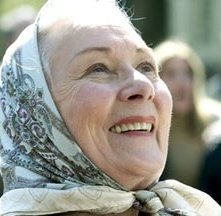 Rosemary Harris in una scena di 'Spider-man'