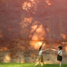 Una scena del film La guerra dei fiori rossi