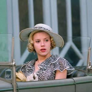 Scarlett Johansson in una scena del film Le seduttrici