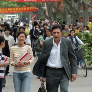 Sergio Castellitto in una scena di La stella che non c'è