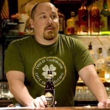 Jon Favreau in una scena del film Ti odio, ti lascio, ti...