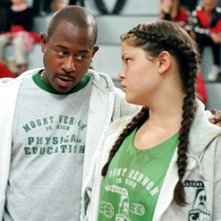 Martin Lawrence e Tara Correa-McMullen in Un allenatore in palla