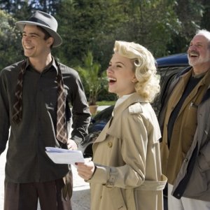 Josh Hartnett, Scarlett Johansson e Brian De Palma sul set di The Black Dahlia