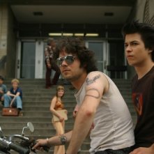 Marc-Andrè Grondin e Maxine Tremblay in una scena di C.R.A.Z.Y.