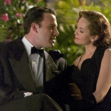 Ben Affleck e Diane Lane in una scena del film Hollywoodland