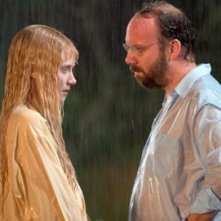 Bryce Dallas Howard e Paul Giamatti in una scena di Lady in the Water (2006)