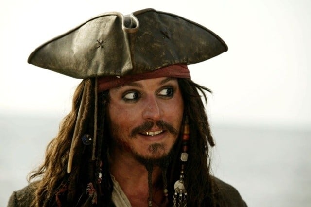 Johnny Depp si dedica alla pittura: la star di Pirati dei Caraibi ha affittato uno studio a Londra