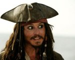 Pirati dei Caraibi, Johnny Depp sul bacio a Keira Knightley: 'Come se lei avesse tre anni e io mille'