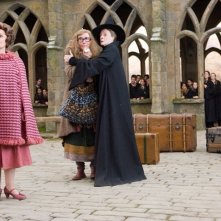 Imelda Staunton, Emma Thompson, Maggie Smith e David Bradley in una scena di Harry Potter e l'Ordine della Fenice