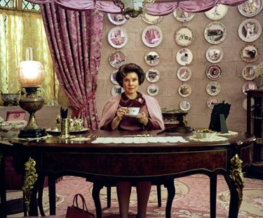 Imelda Staunton in una sequenza di Harry Potter e l'Ordine della Fenice