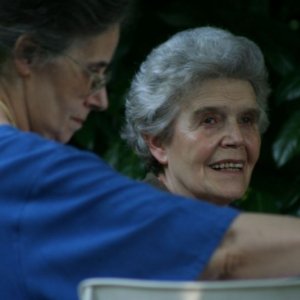 Una scena del film Sorelle