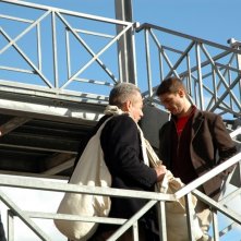 Giorgio Colangeli e Giorgio Pasotti in una scena del film L'aria salata