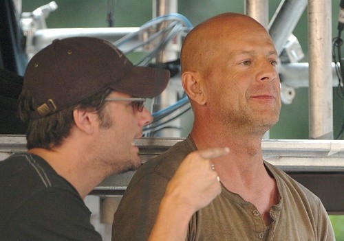 Bruce Willis Sul Set Del Film Live Free Or Die Hard 31175