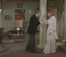 Una scena de Il fascino discreto della borghesia di Buñuel