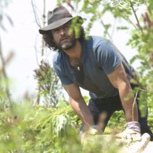 Raz Degan in una scena del film Cento chiodi