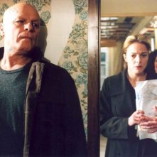 Michele Placido e Claudia Gerini in una scena de La sconosciuta