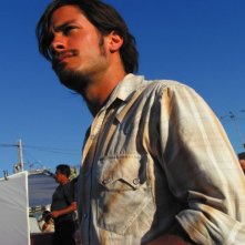 Gael García Bernal in una scena di Babel