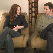 Julianne Moore E David Duchovny In Una Scena Del Film Film Uomini Donne Tutti Dovrebbero Venire Almeno Una Volta 32215