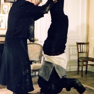 Una scena del film Giardini in autunno