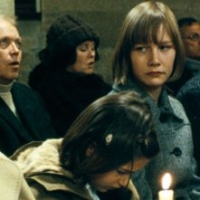 Sandra Hüller in una scena del film Requiem