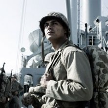 Adam Beach in una immagine di Flags of Our Fathers