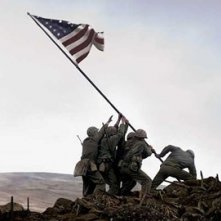 Una scena iconografica di Flags of Our Fathers