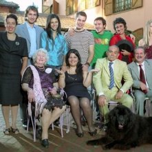 Annamaria Barbera (al centro) in una scena del film Ma l'amore... sì