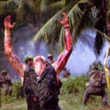 Una scena drammatica del film Platoon