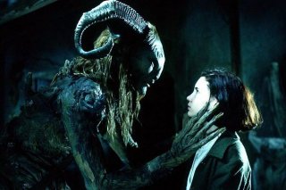 Doug Jones ed Ivana Baquero ne Il labirinto del fauno