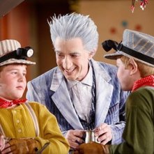 Martin Short in una scena di Santa Clause è nei guai