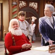  Tim Allen, Martin Short e Spencer Breslin in una scena di Santa Clause è nei guai