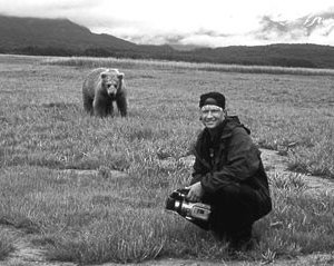 Treadwell in una scena del documentario Grizzly Man