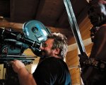 Caleb Landry Jones è Dracula nella prima foto del film di Luc Besson