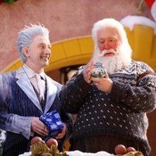 Tim Allen e Martin Short in una scena di Santa Clause è nei guai (2006)