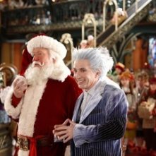  Tim Allen e Martin Short  in una scena di Santa Clause è nei guai