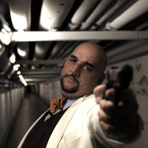 Antonino Iuorio in una scena del film TV Rapidamente