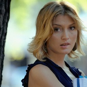 Chiara Conti in una scena del film Morte di un confidente