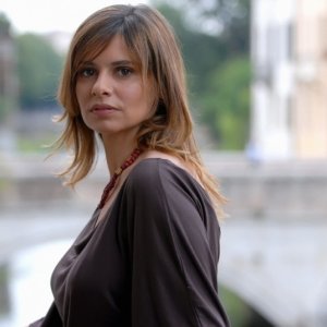 Debora Caprioglio in una scena del film Morte di un confidente