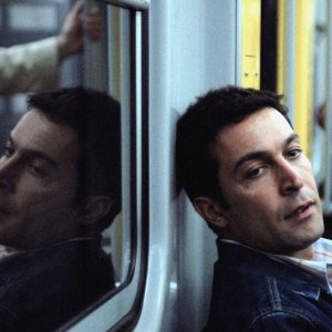 Pietro Taricone in una scena del film Il covo di Teresa