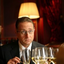 Paolo Bonolis in una scena di Commediasexi