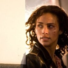 primo piano di Paula Patton in una scena di Deja Vu - Corsa Contro Il Tempo