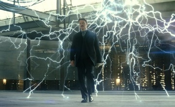 David Bowie è Nikola Tesla in una scena di 'The Prestige'
