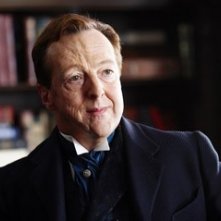 Edward Hibbert in una scena di 'The Prestige'