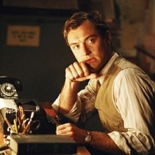 Jude Law In Una Scena Del Film Tutti Gli Uomini Del Re 34901