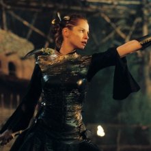 Sienna Guillory in una sequenza di Eragon