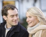L'amore non va in vacanza, la costumista orgogliosa degli outfit: 'Erano creati per essere senza tempo'