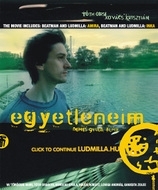 La locandina di Egyetleneim